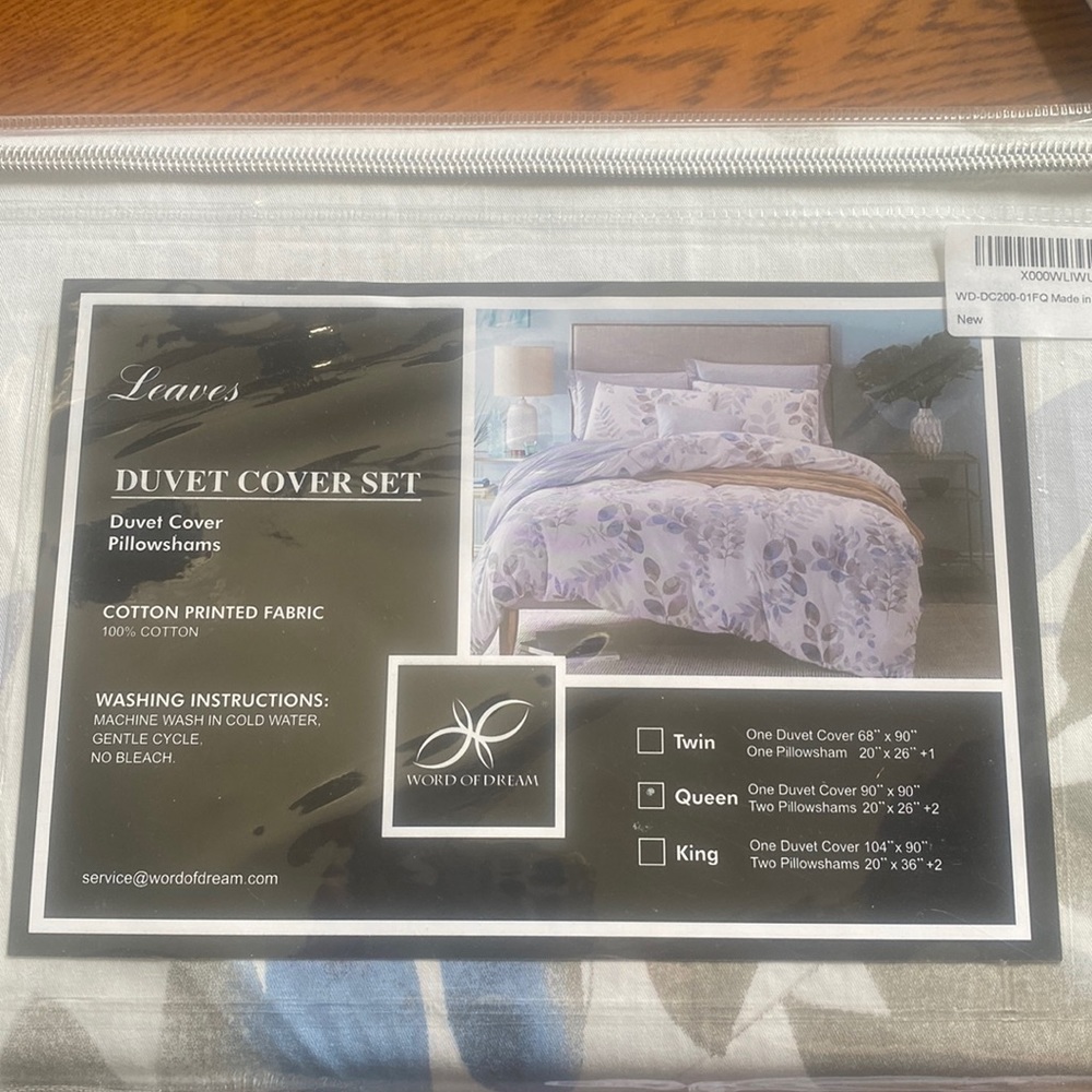 New in package queen size duvet cover
